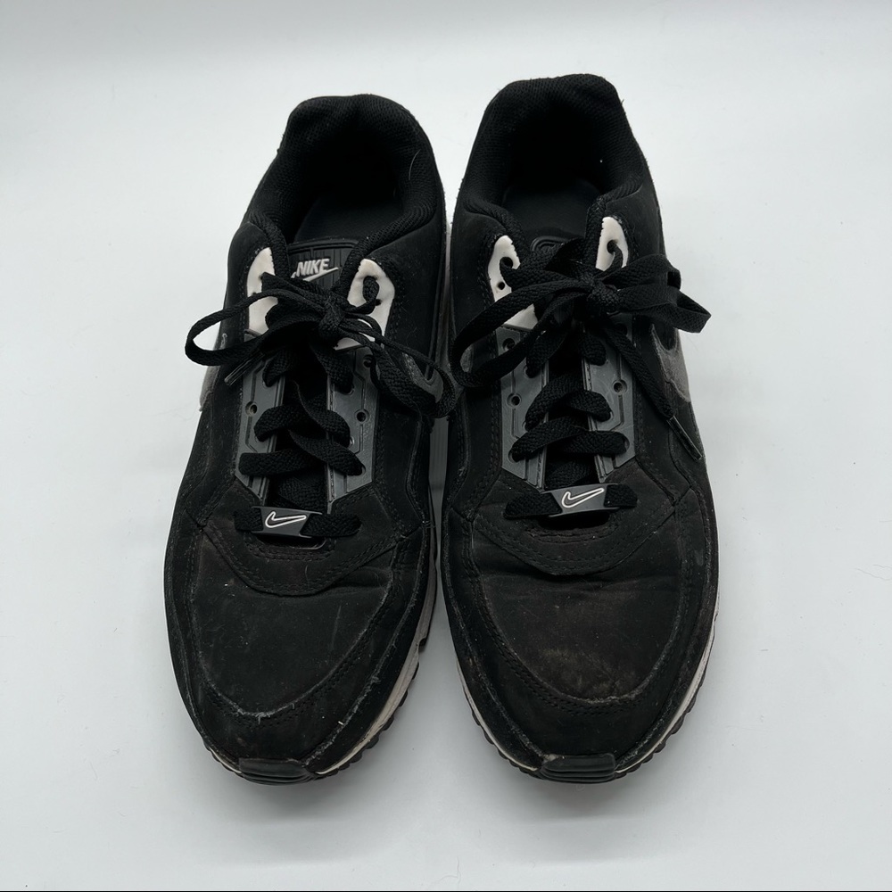 Nike Mens Air Max LTD 407979-092
Black/ White Running Shoes
Sneakers Size 10.5 - Picture 3 of 9